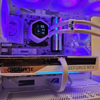 PepiPC 7800X3D / 32GB DDR5 / 1TB / RTX 5070Ti 16GB