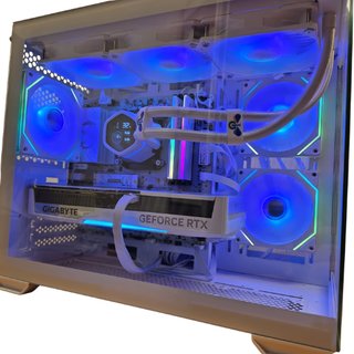 PepiPC 7800X3D / 32GB DDR5 / 1TB / RTX 5070Ti 16GB