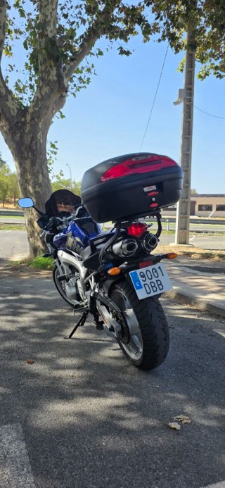 MOTO A YAMAHA FAZER FZ6S + LEOVINCE Acepto cambio