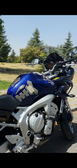 MOTO A YAMAHA FAZER FZ6S + LEOVINCE Acepto cambio