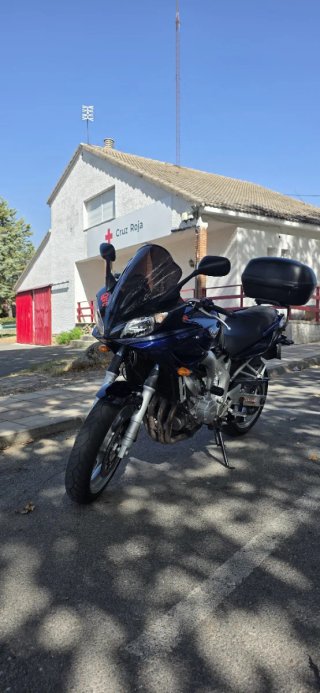 MOTO A YAMAHA FAZER FZ6S + LEOVINCE Acepto cambio
