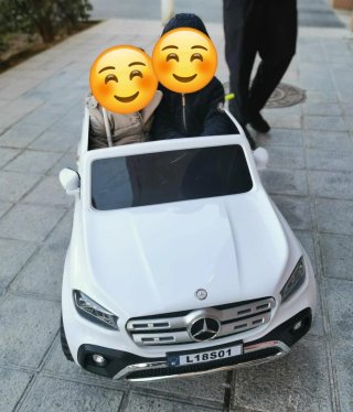 Coche eléctrico infantil Mercedes-Benz