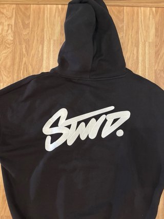 Sudadera negra STWD