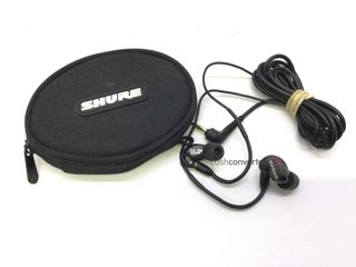in-ear shure se215