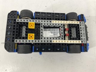 vehiculo juguete lego azul