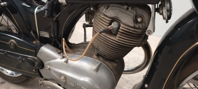 NSU Max 250