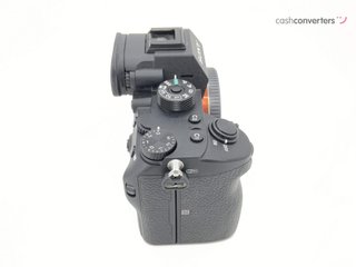 camara digital evil sony alpha a7r iii (ilce-7rm3)