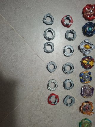 Beyblade Burst Hasbro Piezas y Lanzadores