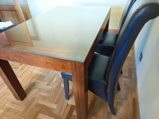 Mesa comedor madera maciza y cristal extensible
