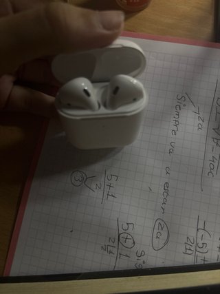 AirPods COPIA MUY REAL a appel tiene carga de ipho