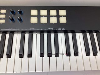 teclado electronico alesis v49