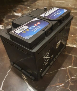 Batería Coche 74Ah 680A