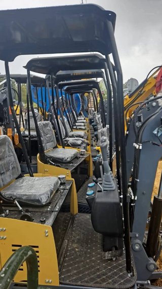 Mini excavadora 1 tonelada