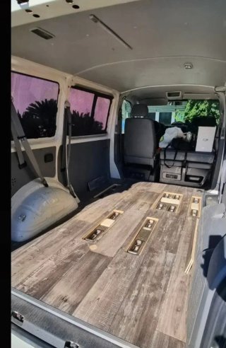 Volkswagen Transporter T5 2004
