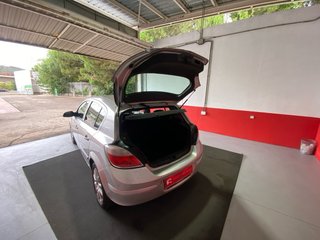 Opel Astra 2005