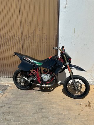 Rieju RR Supermotard Negra y Roja