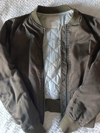 Chaqueta Bomber Pull&Bear Verde Oliva