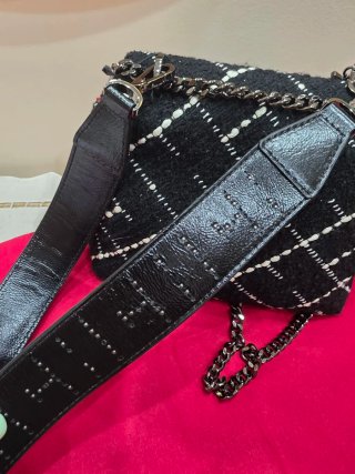 Bolso Carolina Herrera Negro y Blanco