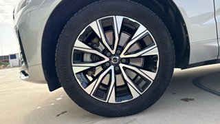 VOLVO XC60 2.0 B4 D PLUS DARK AUTO 5P