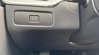 VOLVO XC60 2.0 B4 D PLUS DARK AUTO 5P