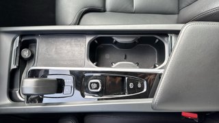 VOLVO XC60 2.0 B4 D PLUS DARK AUTO 5P