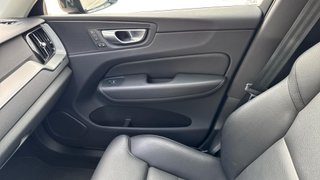 VOLVO XC60 2.0 B4 D PLUS DARK AUTO 5P