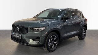 VOLVO XC40 2.0 B3 MHEV PLUS DARK DCT 5P