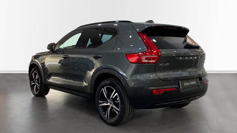 Volvo XC40 2026, foto 2