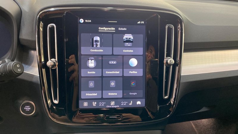 Volvo XC40 2026, foto 13