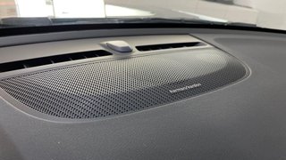 VOLVO XC40 2.0 B3 MHEV PLUS DARK DCT 5P
