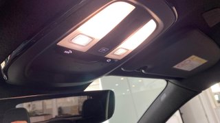 VOLVO XC40 2.0 B3 MHEV PLUS DARK DCT 5P