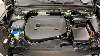VOLVO XC40 2.0 B3 MHEV PLUS DARK DCT 5P