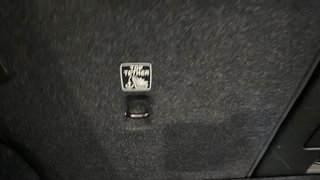 VOLVO XC40 2.0 B3 MHEV PLUS DARK DCT 5P