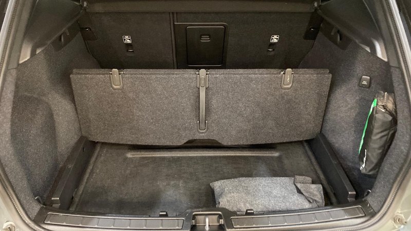 Volvo XC40 2026, foto 33