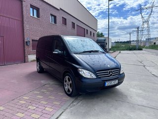Mercedes-Benz Viano 2004