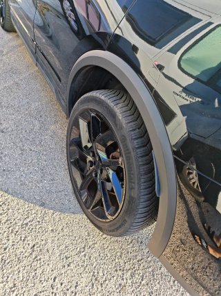 LYNK & CO 01 2022