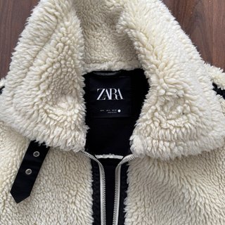 Abrigo borrego Zara