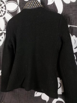 Giacca Zara Nera con Borchie e Colletto Alto