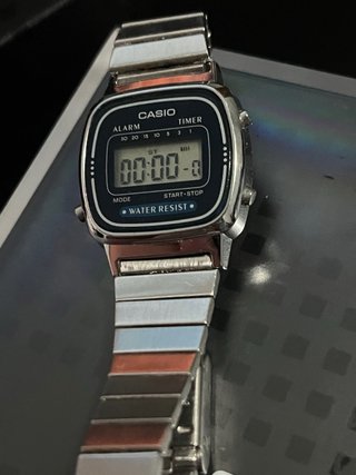Orologio Casio Vintage Argento, con scatola.