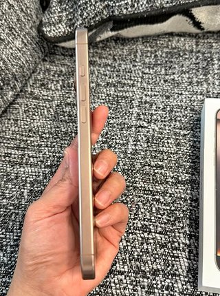 iPhone 16 Pro Max Dorado