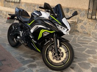 Kawasaki Ninja 650