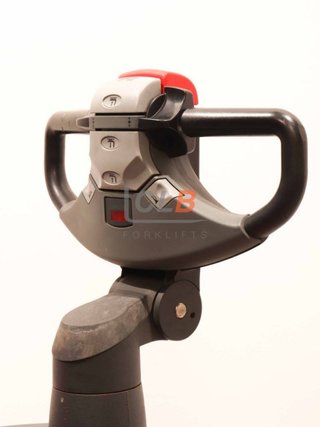 Ref. M-6162 Apilador Eléctrico con Plataforma BT SWE 200 D Staxio