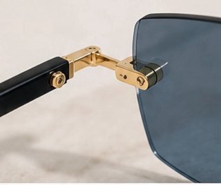 Gafas de sol sin montura azules y doradas