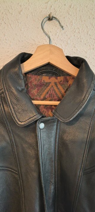 Vintage 80s-90 Black Genuine Leather Bomber Jacket