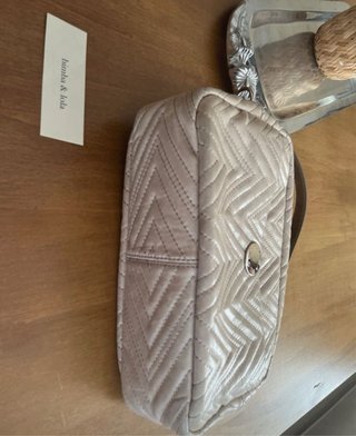 Bolso Bimba y Lola bandolera piel beige