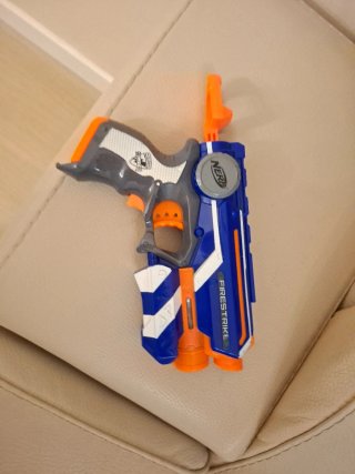 Pistola Nerf Firestrike