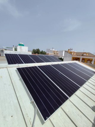 Servicio de instalaciones fotovoltaica.