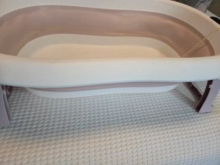 Bañera bebé plegable con soporte para bebés.