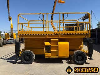 PLATAFORMA DE TIJERA DIESEL 15 METROS