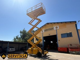 PLATAFORMA DE TIJERA DIESEL 15 METROS
